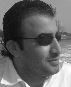 ‏‏احترم العقل 
ولا احترم الحب