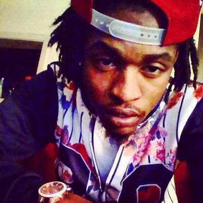 1/2 of R&B Duo of @ThePartyOfTwo Artist/Writer/Member of #TKM #NoDaysOff #KushLife #YKS http://t.co/yGGTgBpFwn