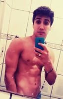 Em algum lugar por aii !