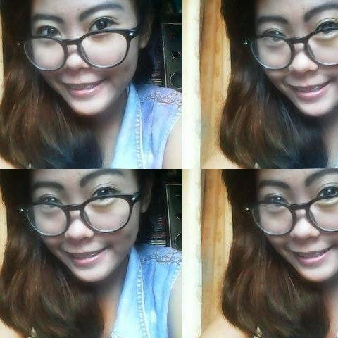 JuliaCharlota1's profile picture. 