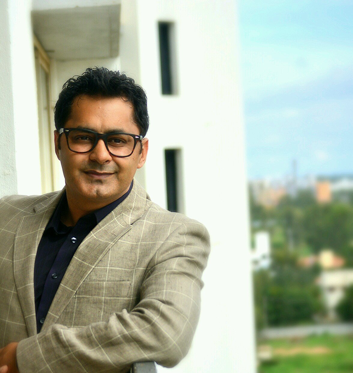 racahuja's profile picture. #Marketing (well that's pretty much it actually for now...)