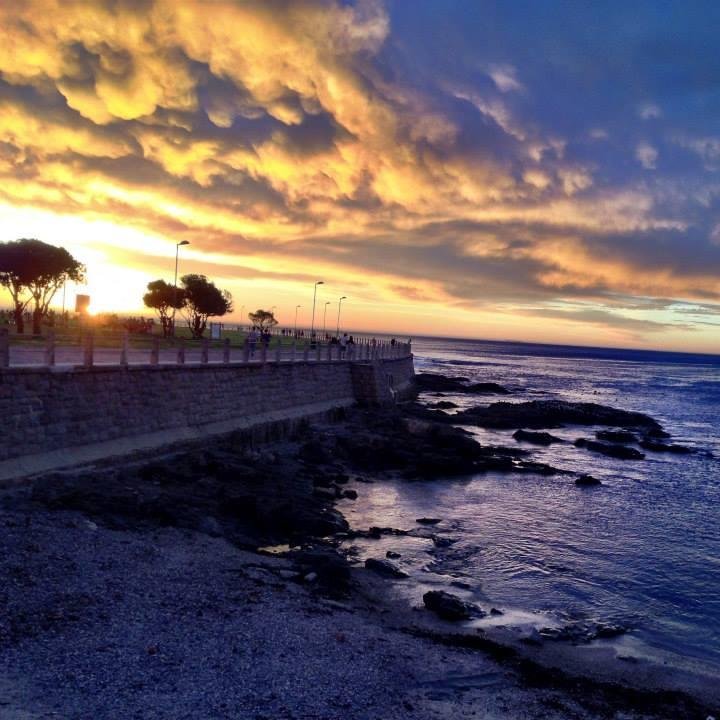 An attractive paved walkway that stretches from the Green Point Lighthouse to the other side of Sea Point.