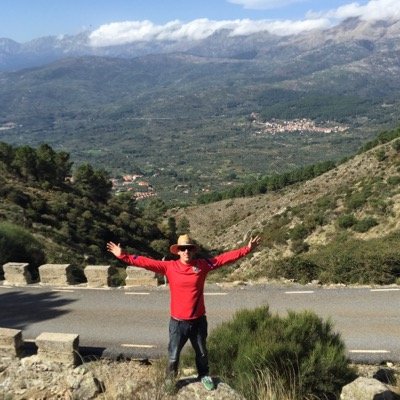 AlberAlbur's profile picture. Harto de bulos, republicano, empresario y del Atleti.