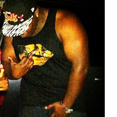 10BelowFitness's profile picture. Follow along through my journey of transition from an average over weight Joe, to a fitness icon