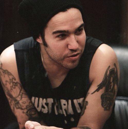 V1: i am madly in love with @DepressedGee and @angelfrank7222 (MV/Gay)