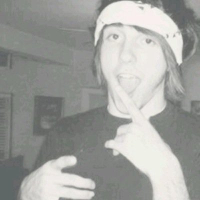 helloooo i just gave you a free follow so please follow my main bcos of goals :D @damnitscharlene and pls rt this :) ↓
