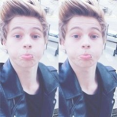 hiiiiii please follow my main @stylesprinses :D also pls rt this :) ↓