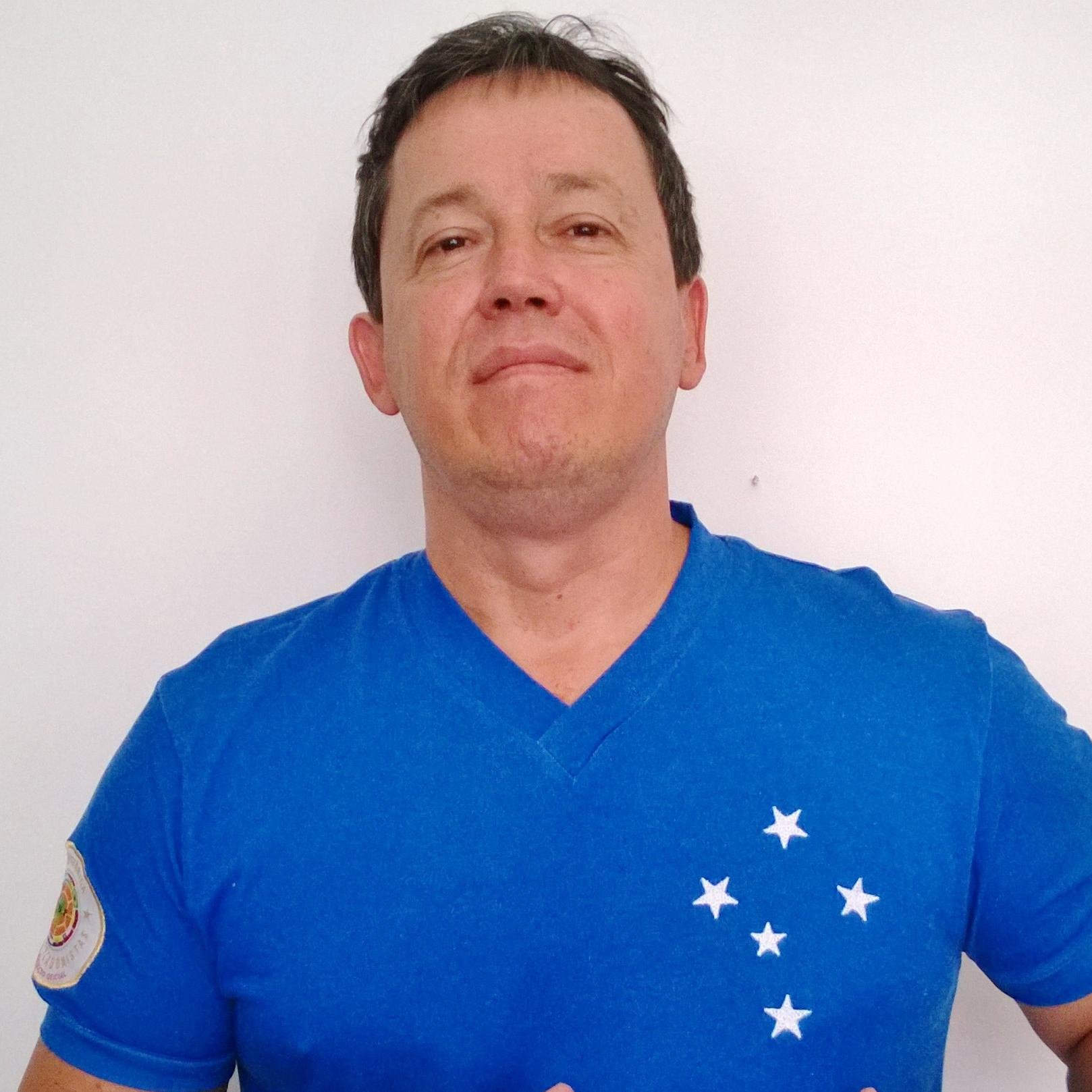 Bellini Andrade foi editor do blog do Torcedor do Cruzeiro no https://t.co/6BGqr3PVht e diretor de video e cinema
