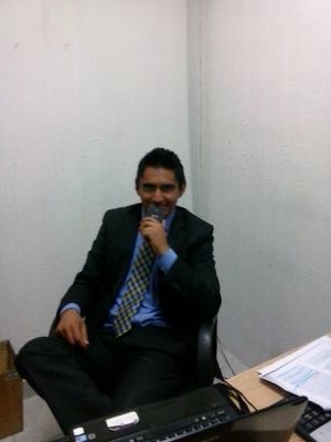 Licenciado en Ciencias Políticas y Administración Pública.