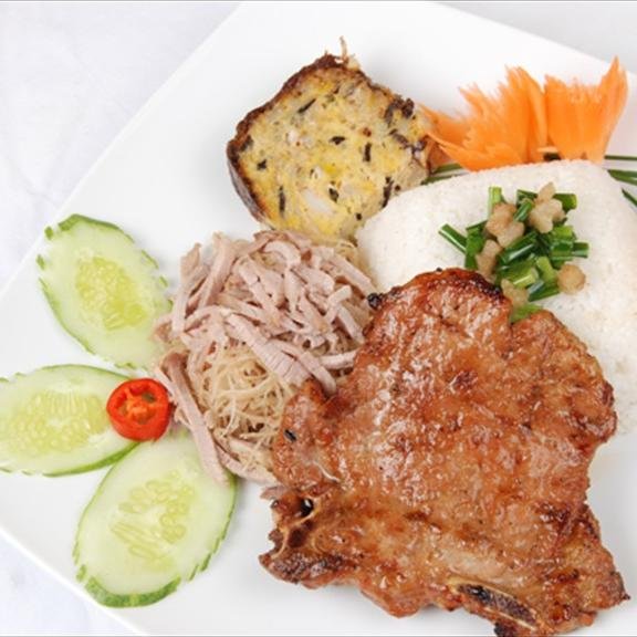 Cơm Tấm Sài Gòn tại Hà Nội một địa chỉ ăn uống mới lạ tại Hà Nội đăng trưng hương vị Sài gòn phong cách phục vụ chuyên nghiệp hiện đại đồ uống tuyệt vời.