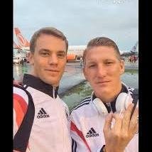 neuer_official's profile picture. 