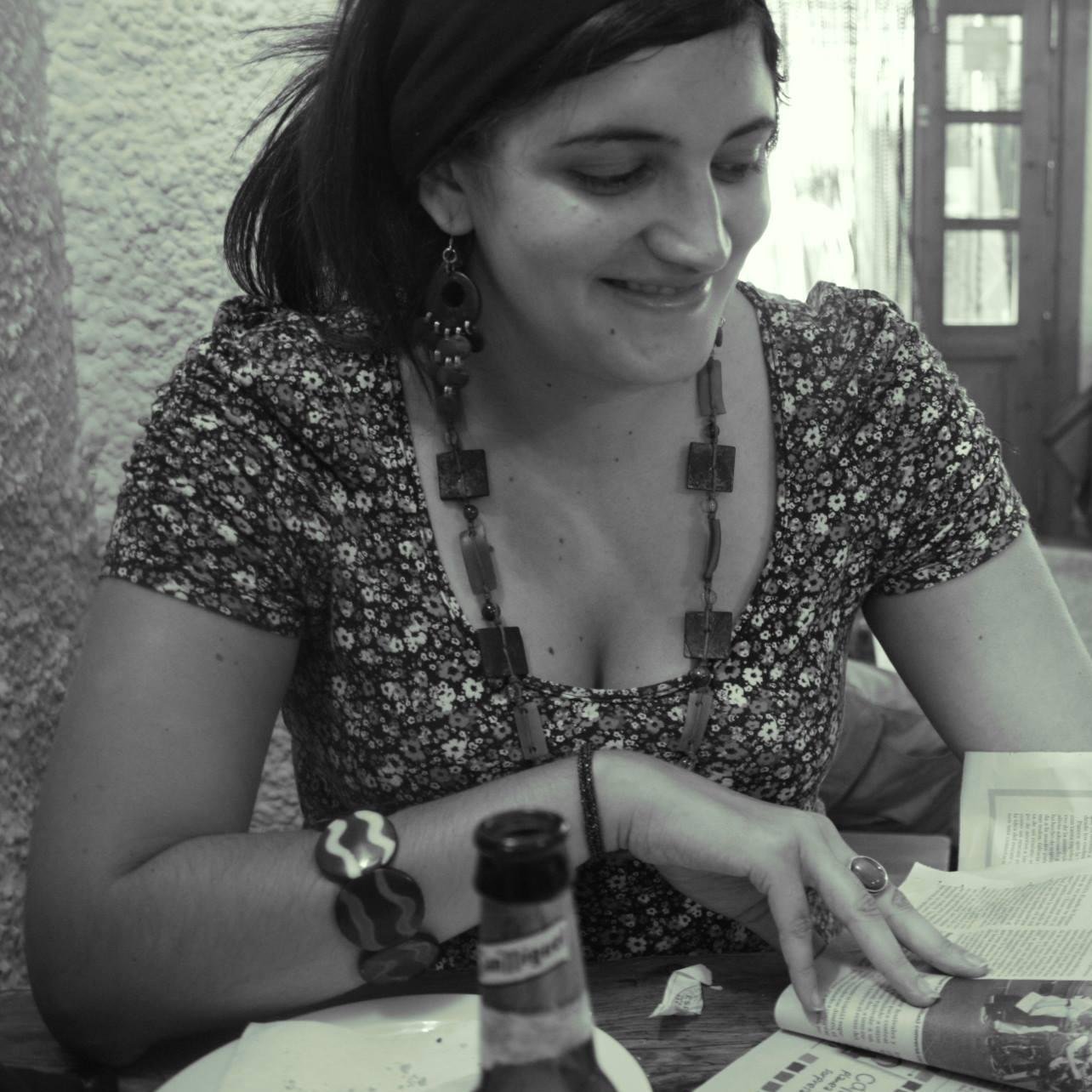 Filòloga.
Lletraferida guarida per la literatura.
💃🏻📚🍕🍸



《Les coses importants són les que no ho semblen》. (Mercè Rodoreda)