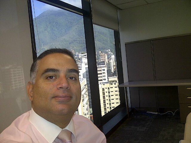 gabarana1's profile picture. Una Vida en Seguros y otra 100% Bowling