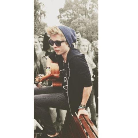 bizzleftmashtxn's profile picture. https://t.co/LEdvhYgha7