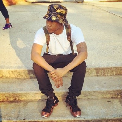 Atlanta, Mixtape DJ, Club Dj, Tour DJ. For booking/ Other Inquires email: djhollywoodcole@gmail.com IG:DJHollyWoodCole