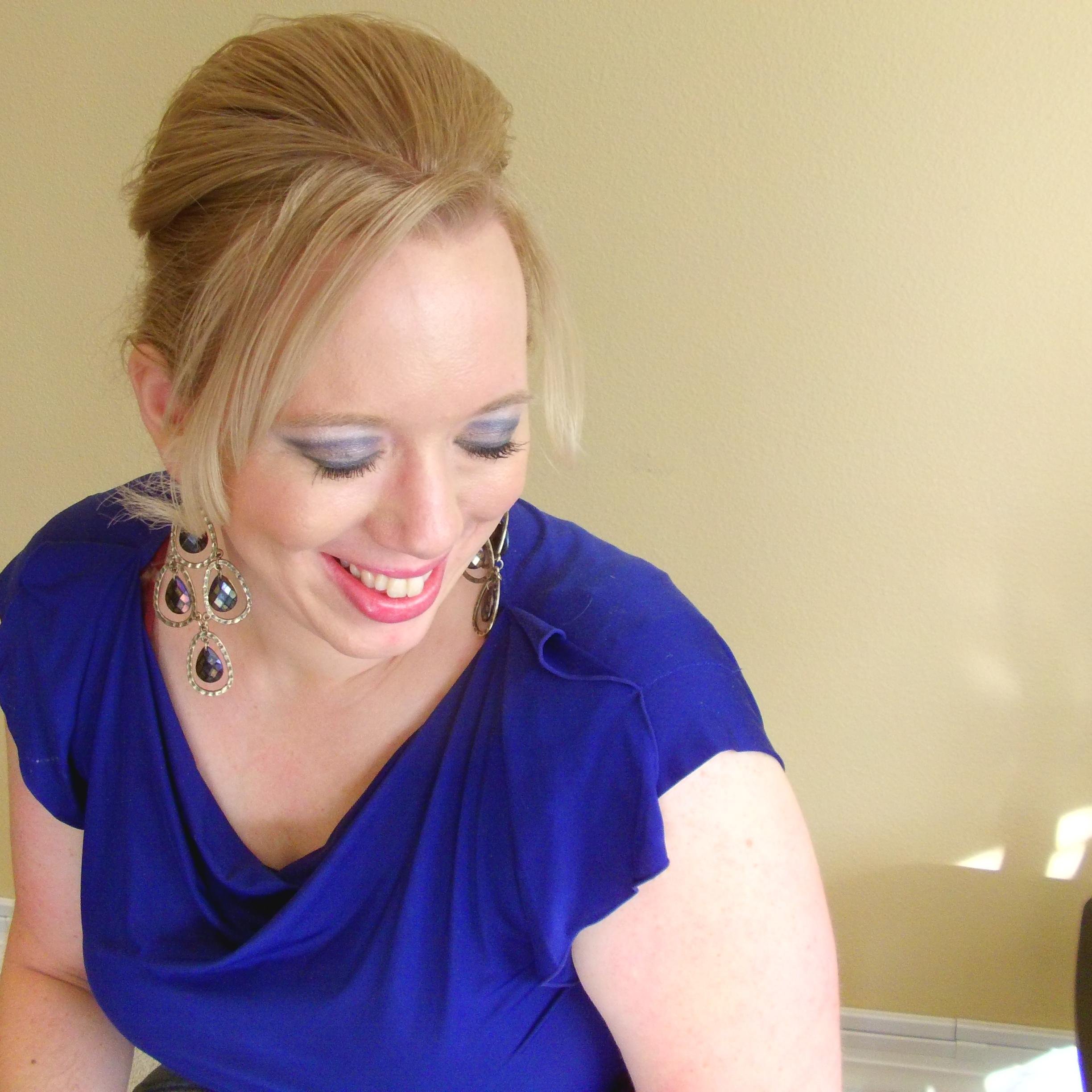 #Publisher who makes #authors feel empowered and #successful. Submissions open check me out @Bri_clark too