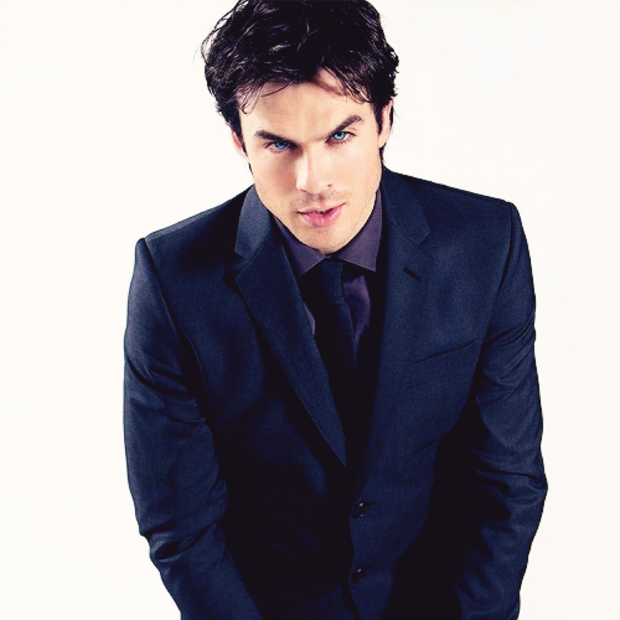 I do believe in killing the messenger why? Because it sends a message. I have been in love. Its pointless and overrated. {Gay|Unclaimed|Mature 24+}