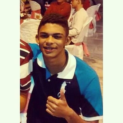 - Atleta , de bem com a vida so vivendo de amor e paza ✌