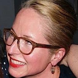 Copywriter, nerd mom, city mouse/country mouse, occasional stegosaurus
