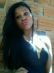 Estilo marrenta, ninguém aguenta, mas essa morena arrenbenta.. :) :*
