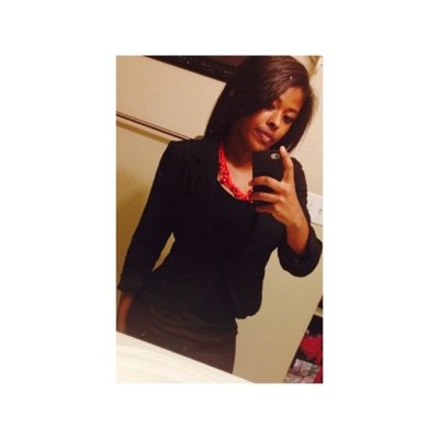 upcoming cosmetologist | Big dreams ✈️| Follow me on insta @beautifull_london_