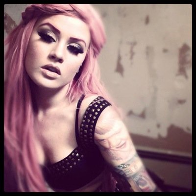 {single.bi}
down you fell deep in to your mind, off to wonderland leaving whats real behind