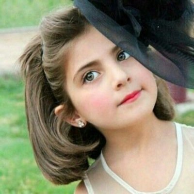ولأن الدنيا لآ تأتي كمَا نشتهي , فدعوت اللّہ ربي أن يثبت الرضا في قلبي