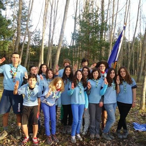 La mejor manera de ser feliz es hacer feliz a los de tu alrededor #Scouts= mi vida.
