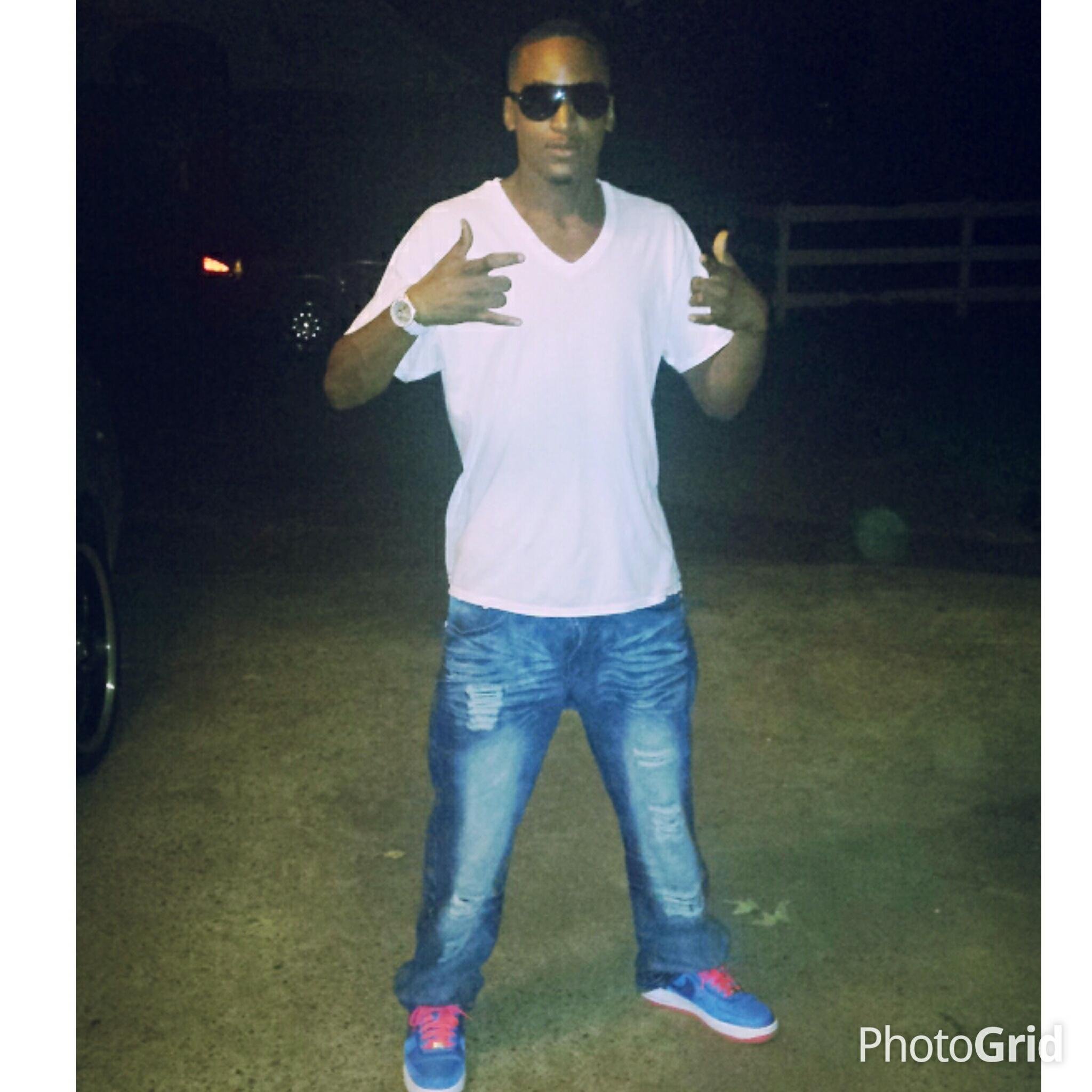 real nigga keeps it 1hundon always ima be me ima cool ass down to earth outgoing person