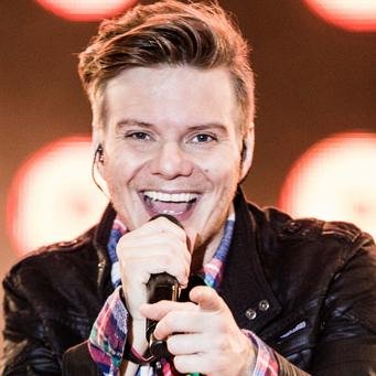 Michel Teló ♥ Twitter de divulgação à votações e pedidos de músicas.