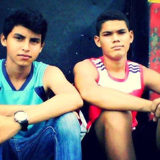 Sin Iniciales
