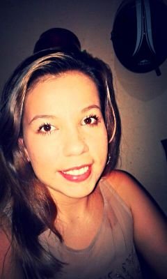 Estudiante psicología, tengo dos grandes amores que son mi Dios y Hector mi esposito,,, me gusta leer y cantar...