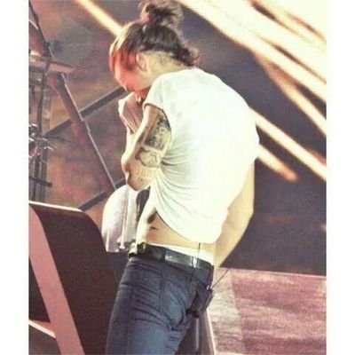 Un idolo é colui che anche non conoscendoti ti sostiene e ti apprezza sempre anche nei momenti difficili ♥I'm a directioner♥29.06.2014♥ Naples,Italy.♥