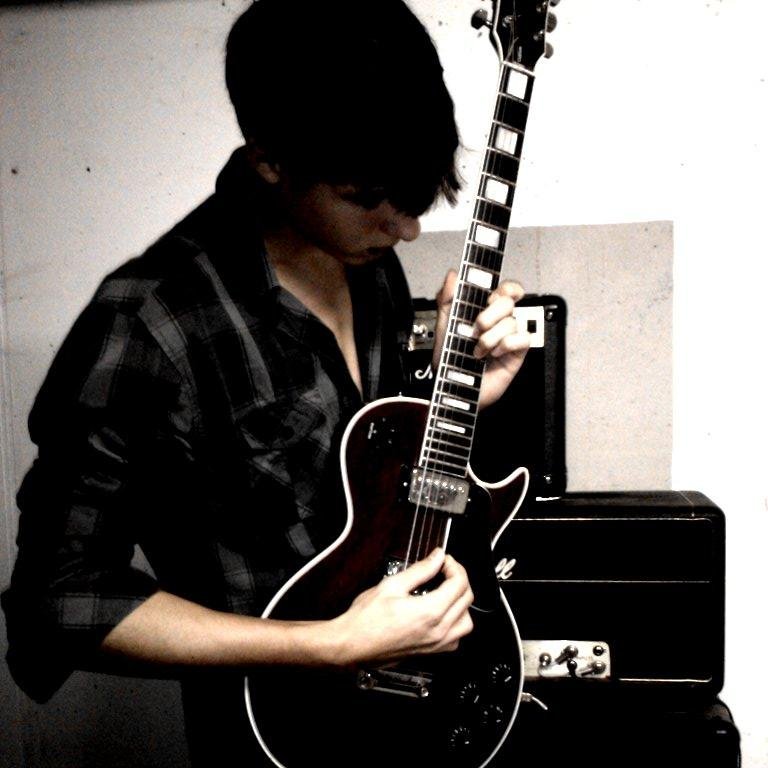 German Songwriter and musician. I do play guitar since 2008, as my stepfather showed me his guitar collection and I started with classical guitar.