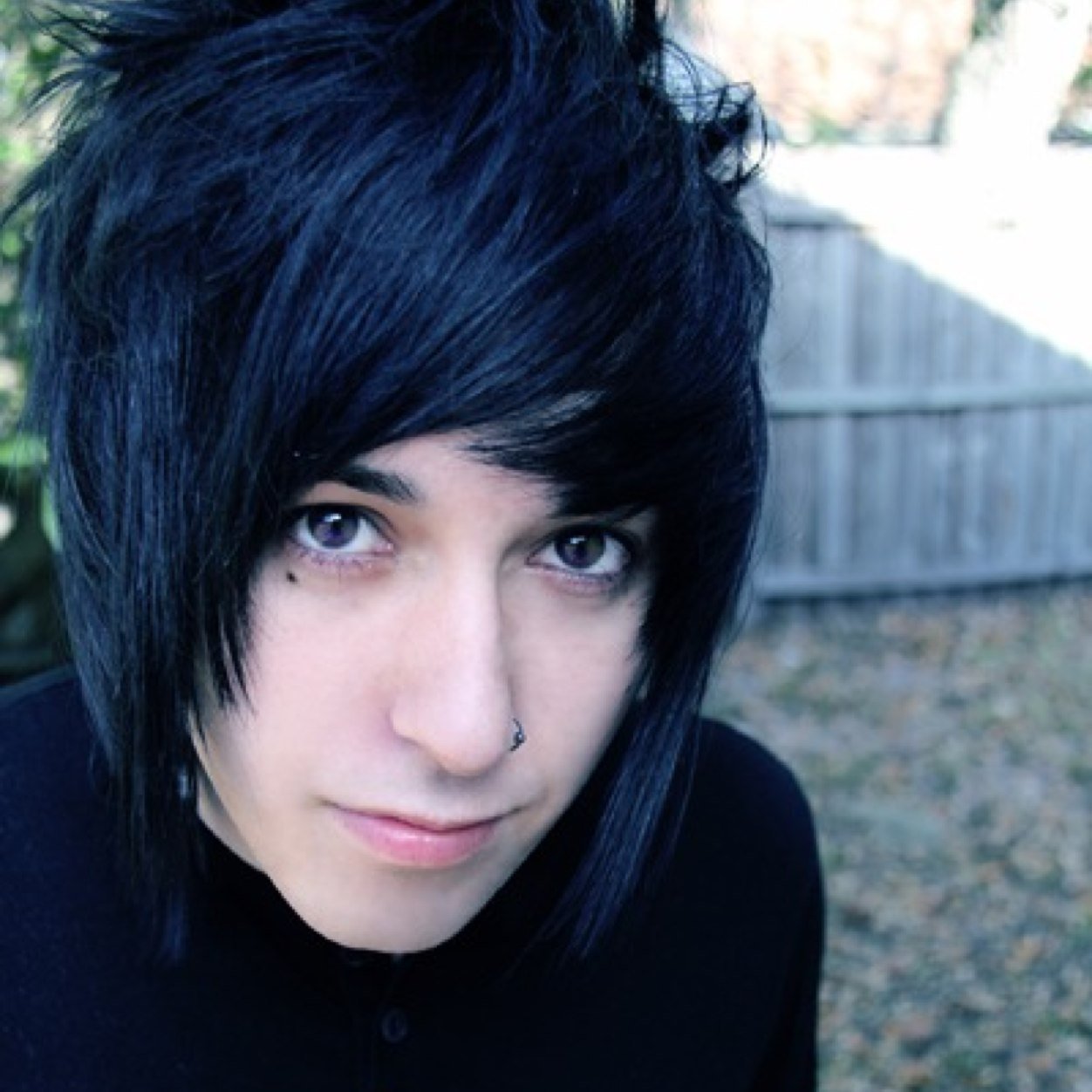 ahoy there mate! i'm destery. youngest captin of sky ship 420. 20 years of being inverted. @Lonewolfieskies is my super dope boyfriend. 「rp」