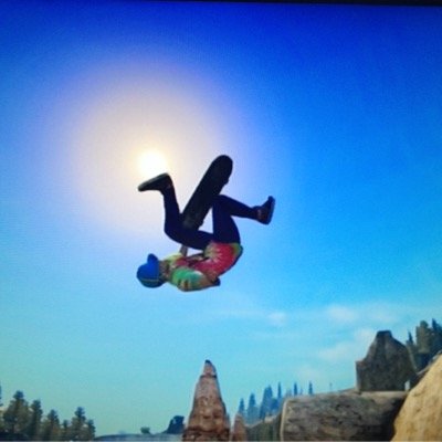 this a comunity for a skate 3 team RaveSkateing so if you wanna join contact me