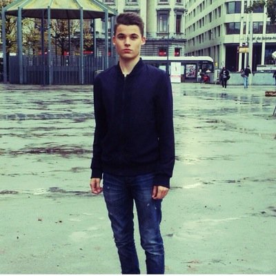 simo_karimine's profile picture. Dreamchaser