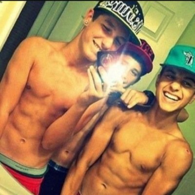 heeellooooo :-) Smile, your perfect :*