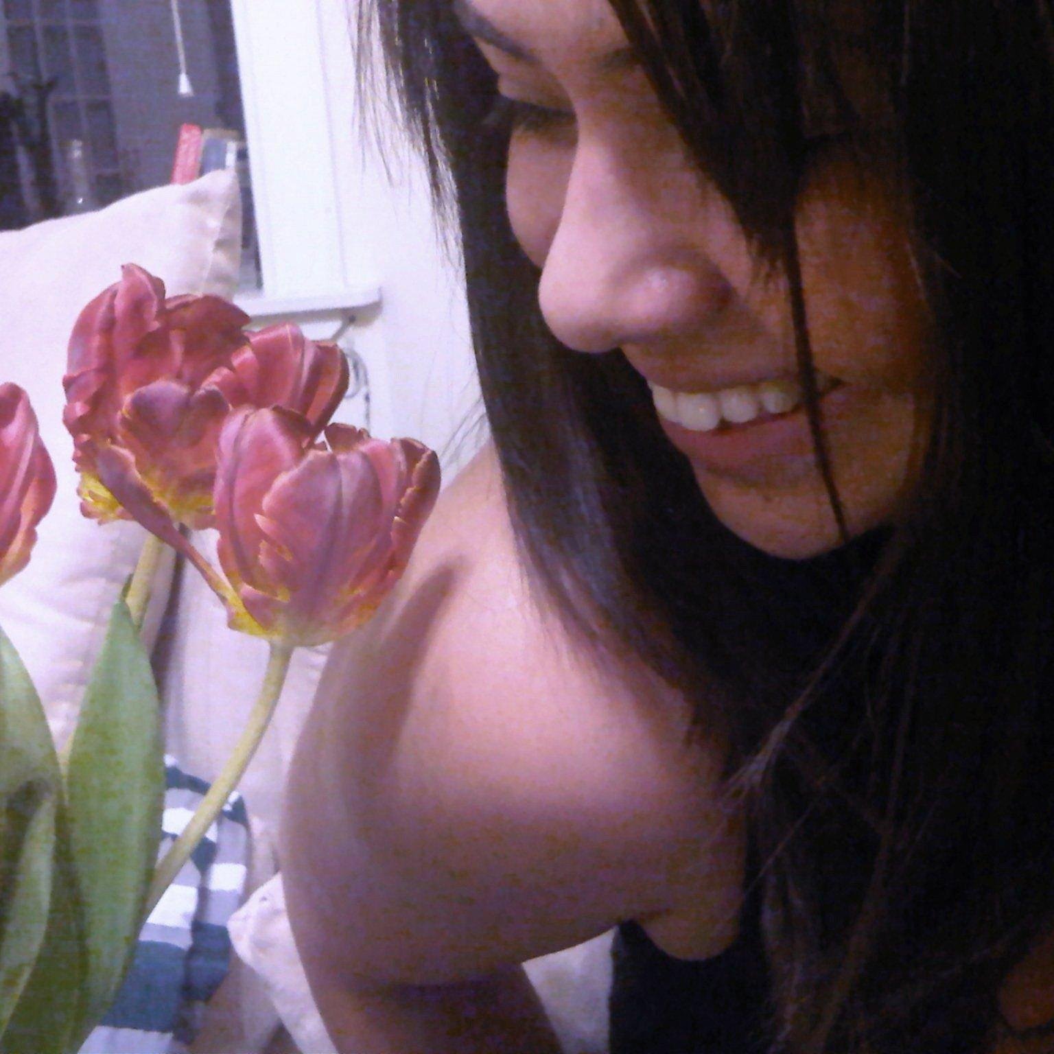 natspi's profile picture. Native New Yorker. Healthy obsessions with the latest in reproductive health and humanitarian affairs. Dog lover. Hot sauce addict.