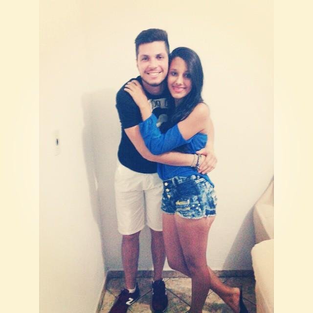 ''Um anjo que tem como arma um sorriso e desde que chegou na minha vida só me traz felicidade.'' ♥ 1ª Fã a tatuar ♥