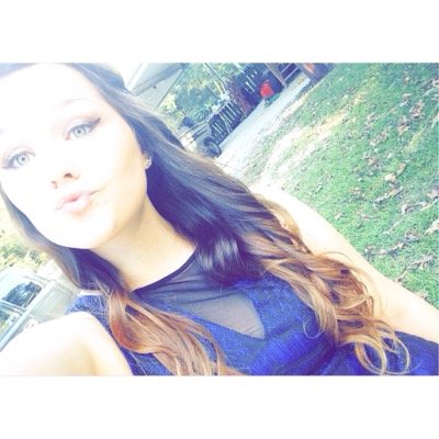 carleyaaron's profile picture. follow @carleyaaronw