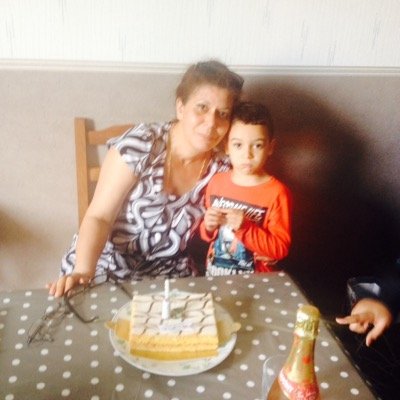 KatiaDherai's profile picture. 