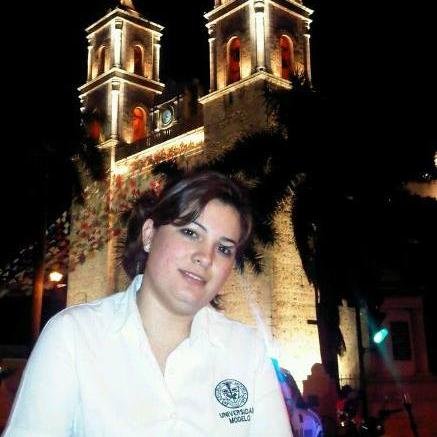 Administradora, apasionada del Arte y la Cultura.