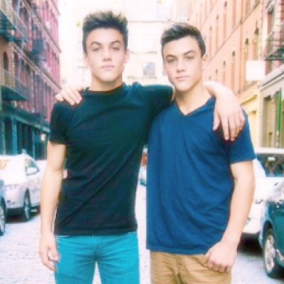 follow @dolanntwinss