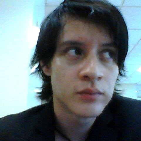 Estudiante de Animación Digital, Experiencia en callcenter. Languages: English, German, French.