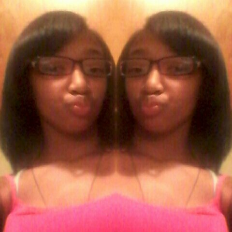 To Many Lovee Ones Gotta Stick With Onee !!