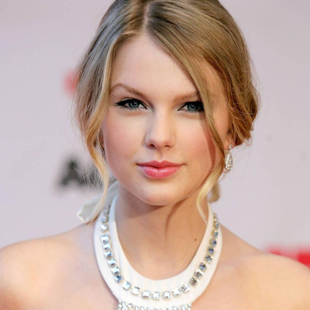 Never believe anyone who tells you that you don't deserve what you want. ~Taylor Swift #taylorswift