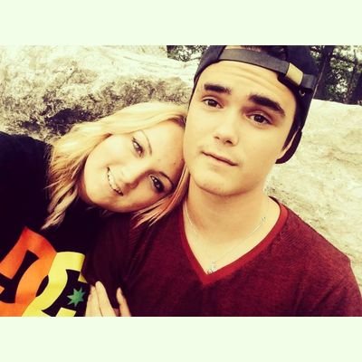 chaysebrookes97's profile picture. #NotATwitterFan ...