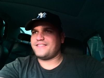 funcionario policial 100/ caraquista... siempre con dios y la virgen amo mis a mis hijos