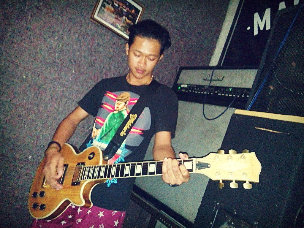 The Official TwitterAccount of 'ronidwiharyanto'